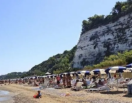 Villaggio Costa Ripa * Роди-Гарганико