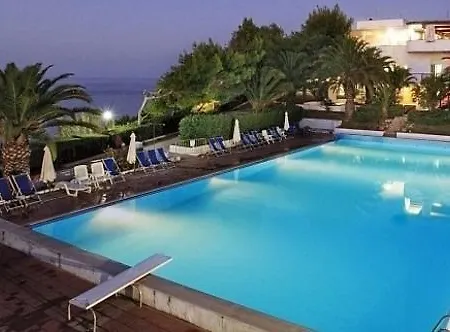 Aparthotel Villaggio Costa Ripa 3*